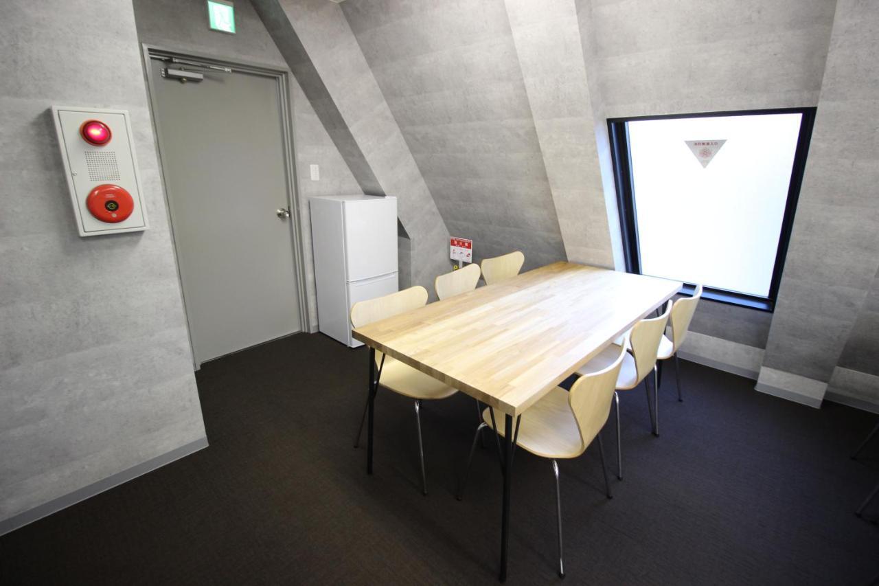 Namba West Saika Apartman Oszaka Kültér fotó