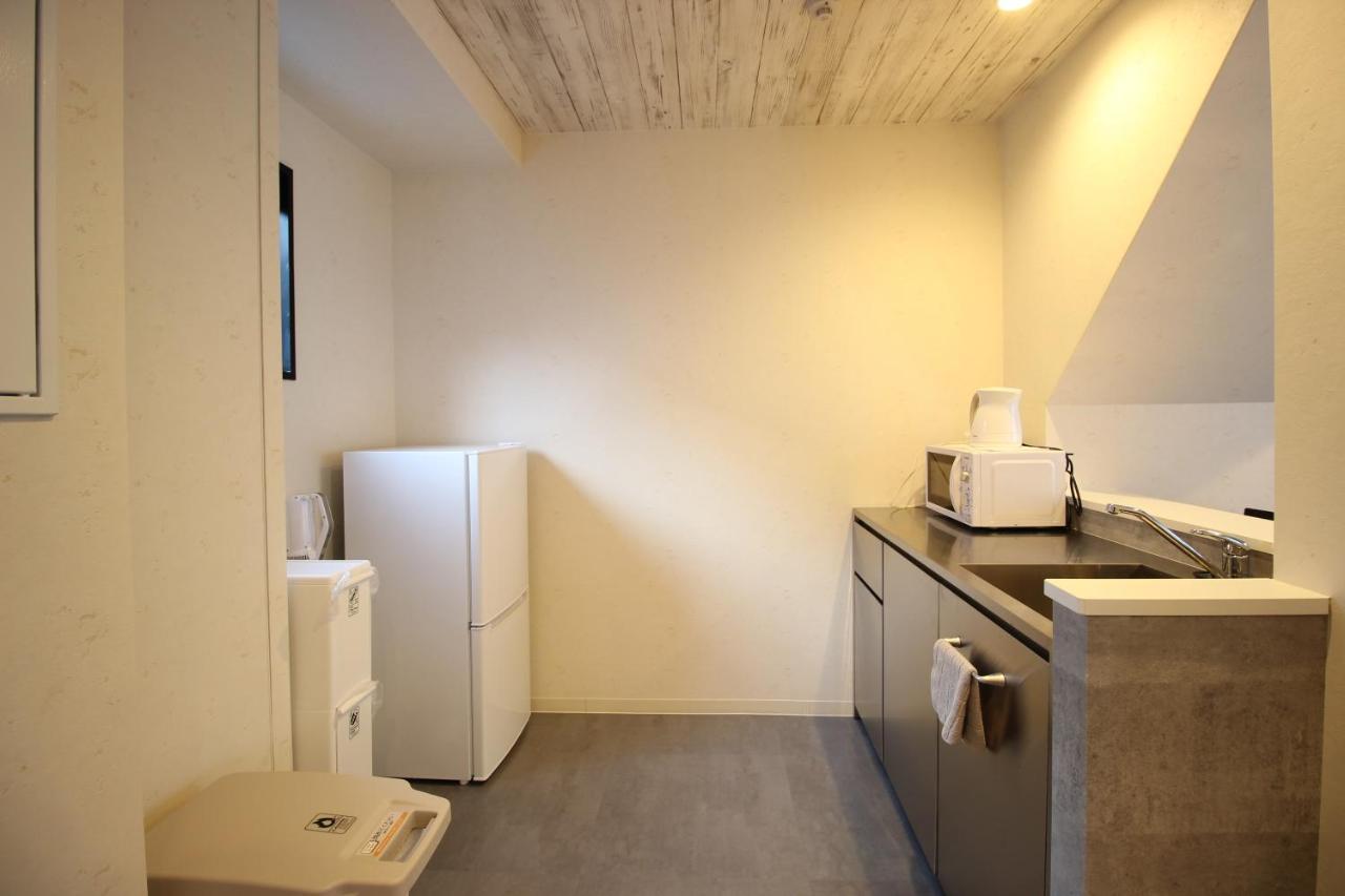 Namba West Saika Apartman Oszaka Kültér fotó