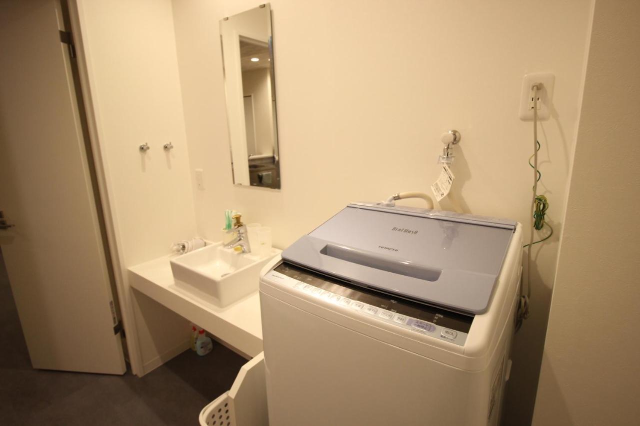 Namba West Saika Apartman Oszaka Kültér fotó